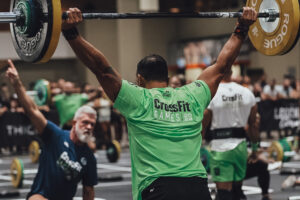 Overhead squat from an Invictus athlete at the 2024 Legends Masters CrossFit Games